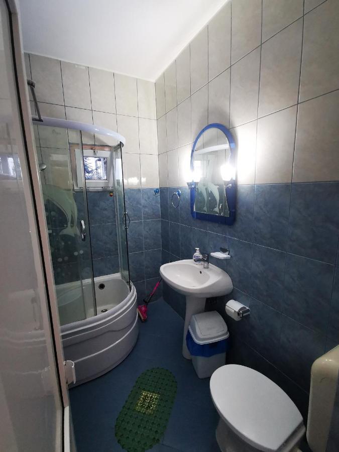 Vila Oranj Hotel คอสติเนช ภายนอก รูปภาพ